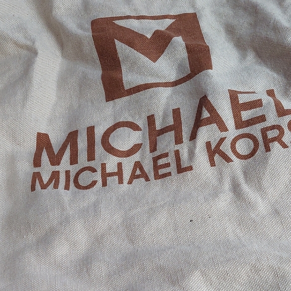 Mint Green Leather Handbag - Picture 6 of 6